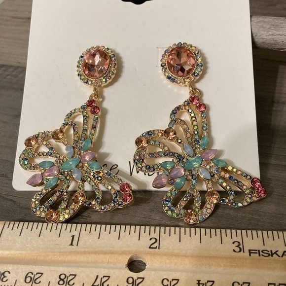 Spice Market BUTTERFLY FAUX GEMS/CRYSTALS DANGLE EARRINGS - Picture 6 of 9